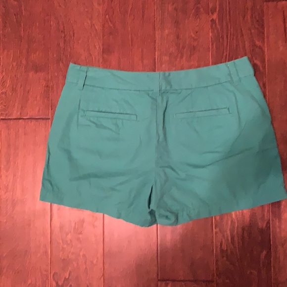 Ann Taylor loft shorts - Picture 2 of 4